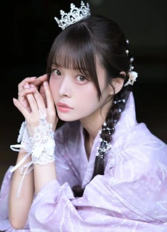 八木奈奈