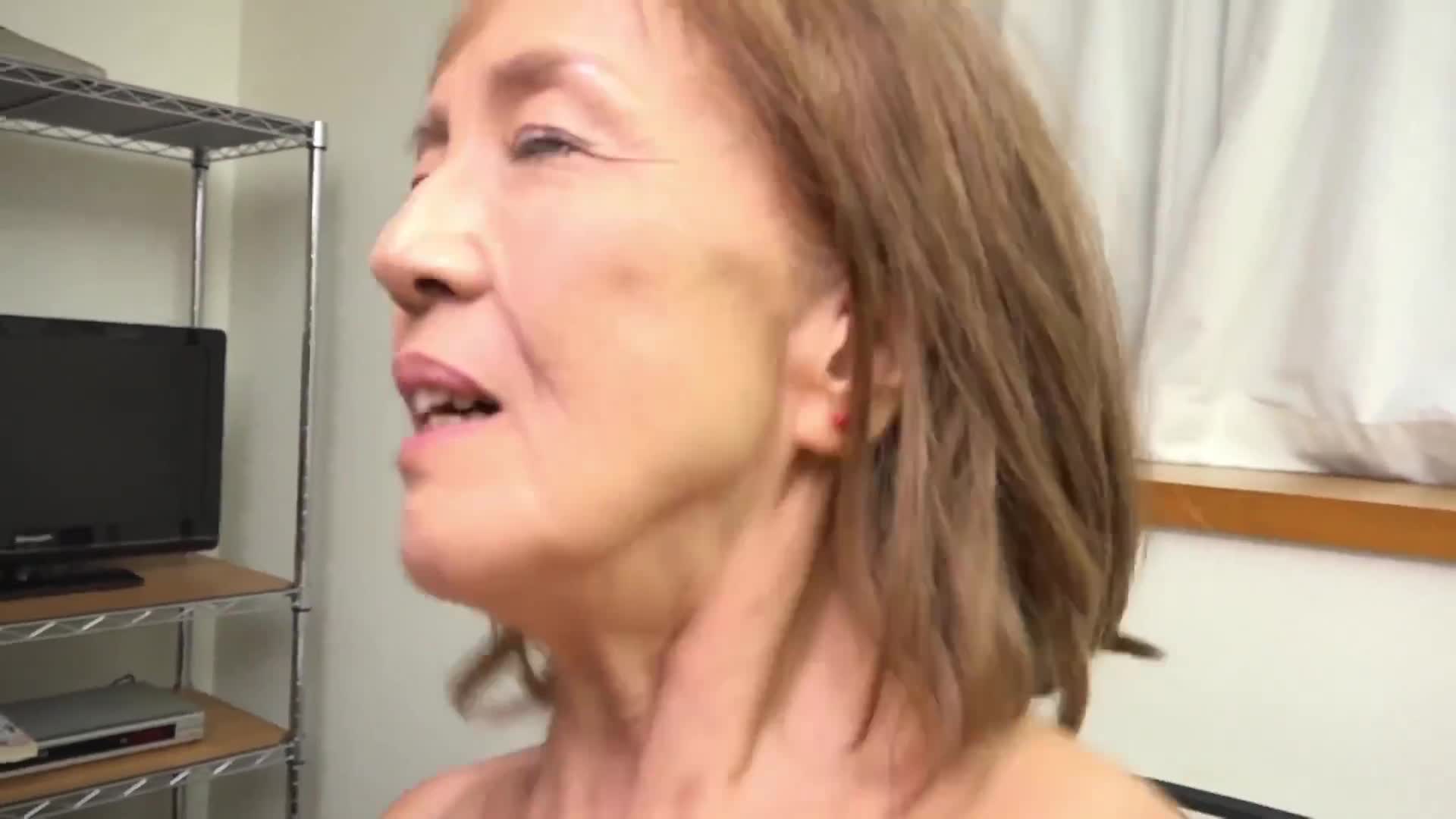 孫子勃起時讓發情的老奶奶內射 240分鐘 - AV大平台 - 中文字幕，成人影片，AV，國產，線上看