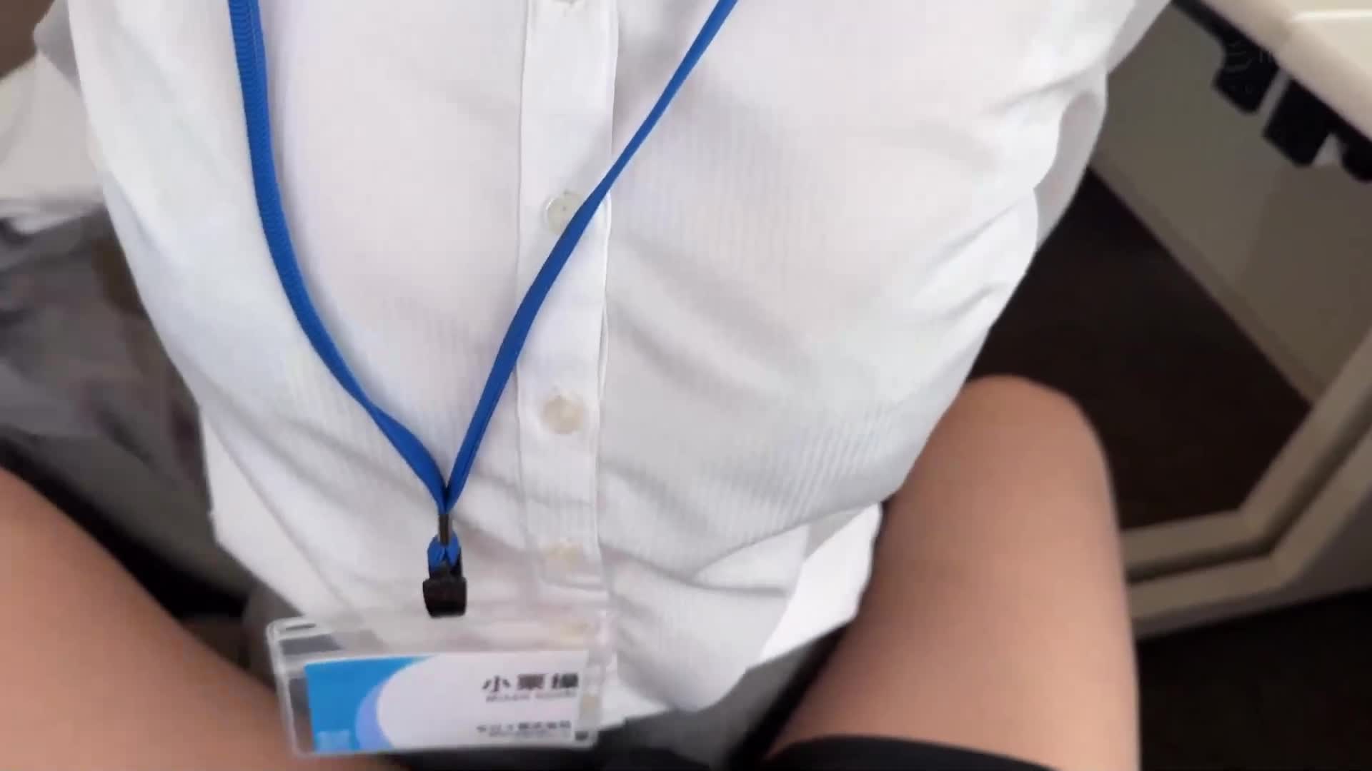 我會幫你舔一下，所以假裝成戀人吧！為了讓囉嗦的父母安心，我成為了超可愛的同期女生的一日男友。小栗操 - AV大平台 - 中文字幕，成人影片，AV，國產，線上看