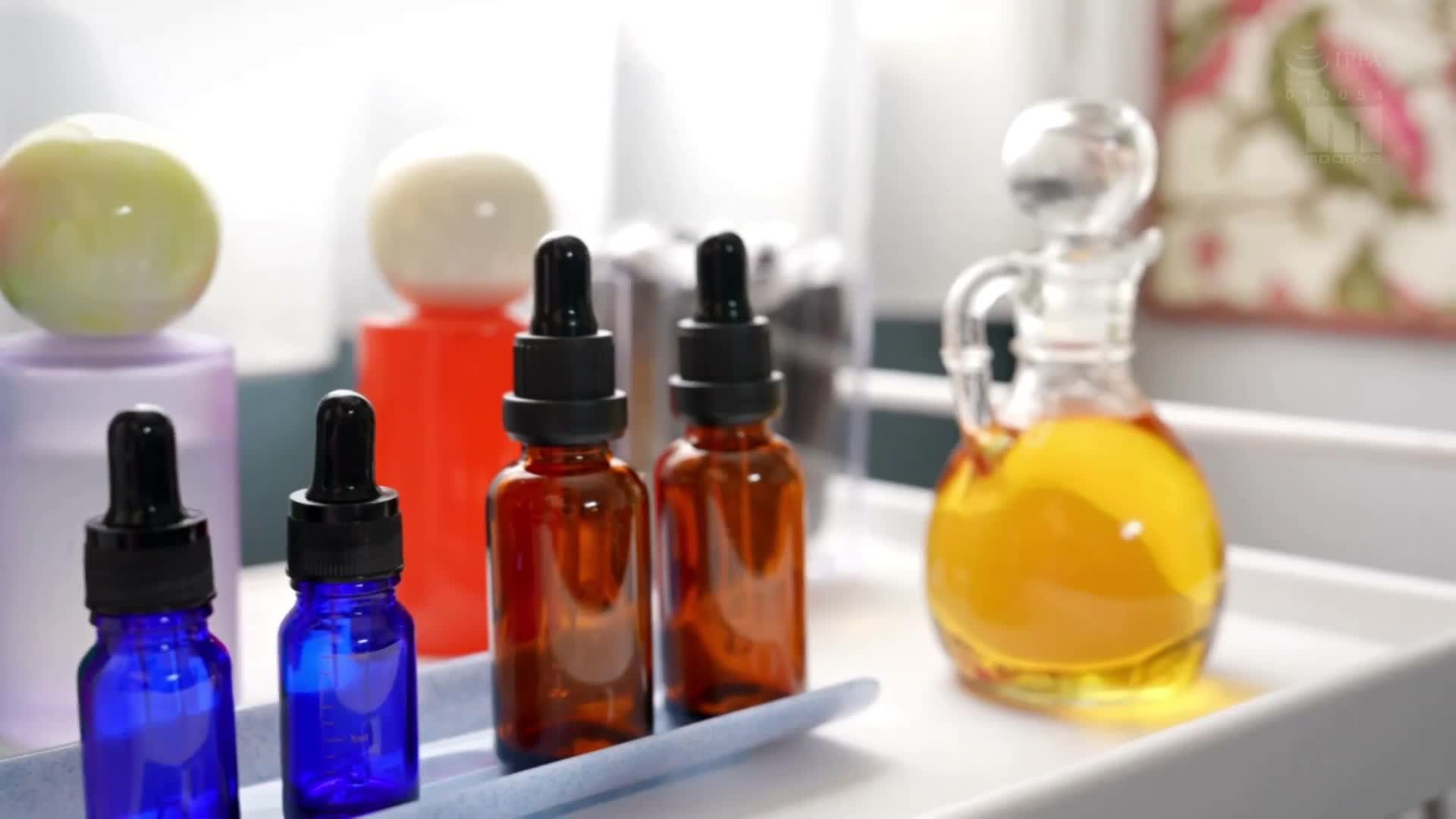 [AI解碼版]一旦知道她有女朋友，她就露出無邪氣的笑容，變成了一個笑容可愛的小惡魔，讓人心動的花守夏步，可以親吻十次並射精在裡面。花守夏歩 - AV大平台 - 中文字幕，成人影片，AV，國產，線上看