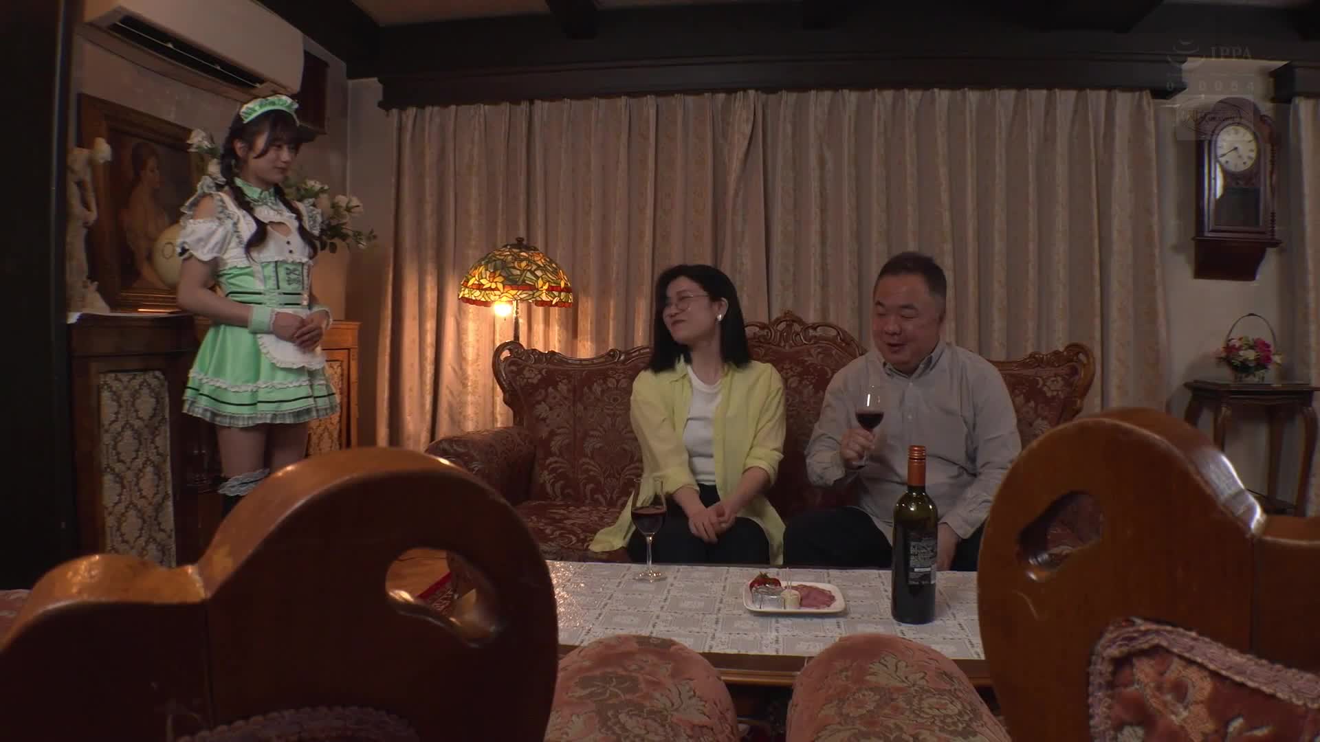 主人...只是口交不算出軌的喔 在妻子出差期間，我和這位隨時隨地都能用吸盡13發的即尺吸吮來勾引我的女僕發生了婚外情。北岡果林 - AV大平台 - 中文字幕，成人影片，AV，國產，線上看