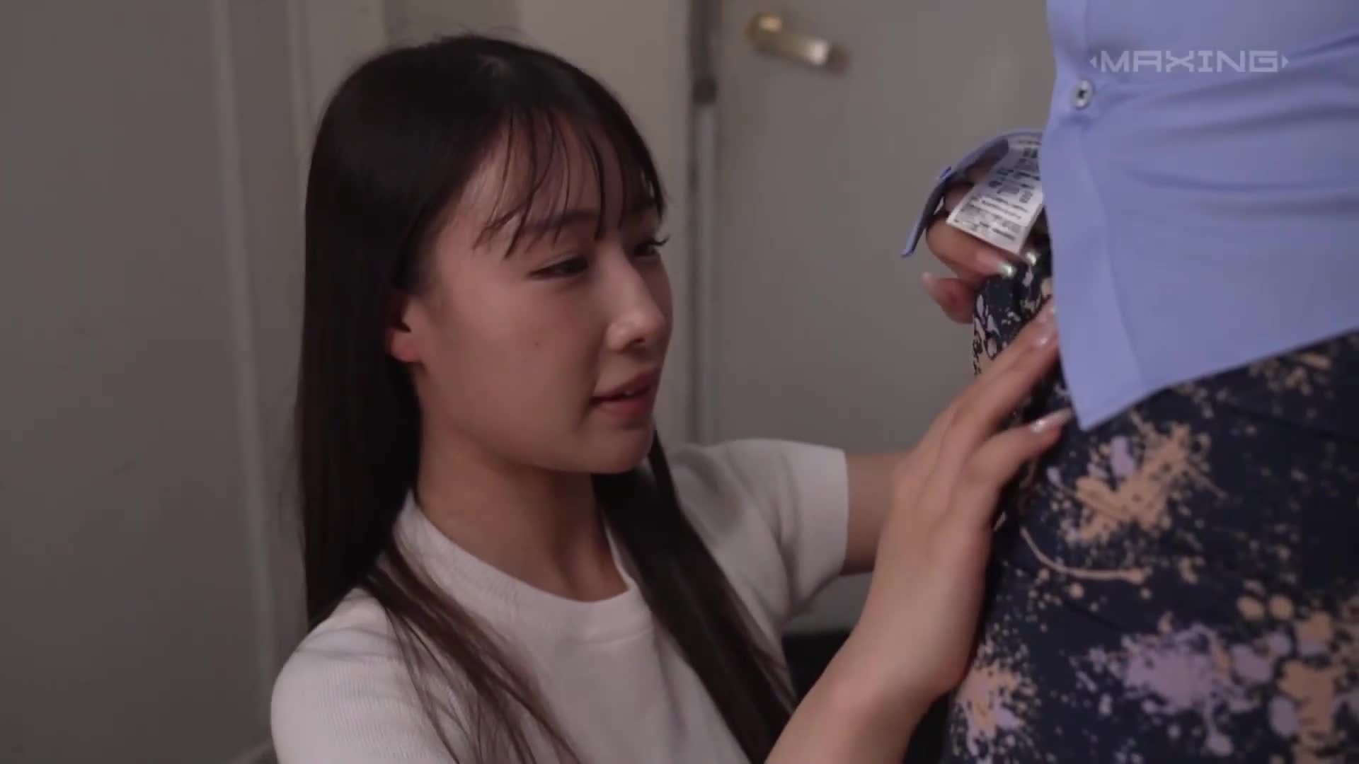 [AI解碼版]丈夫的部下求愛...在家中被背叛的NTR 齊藤帆夏 - AV大平台 - 中文字幕，成人影片，AV，國產，線上看