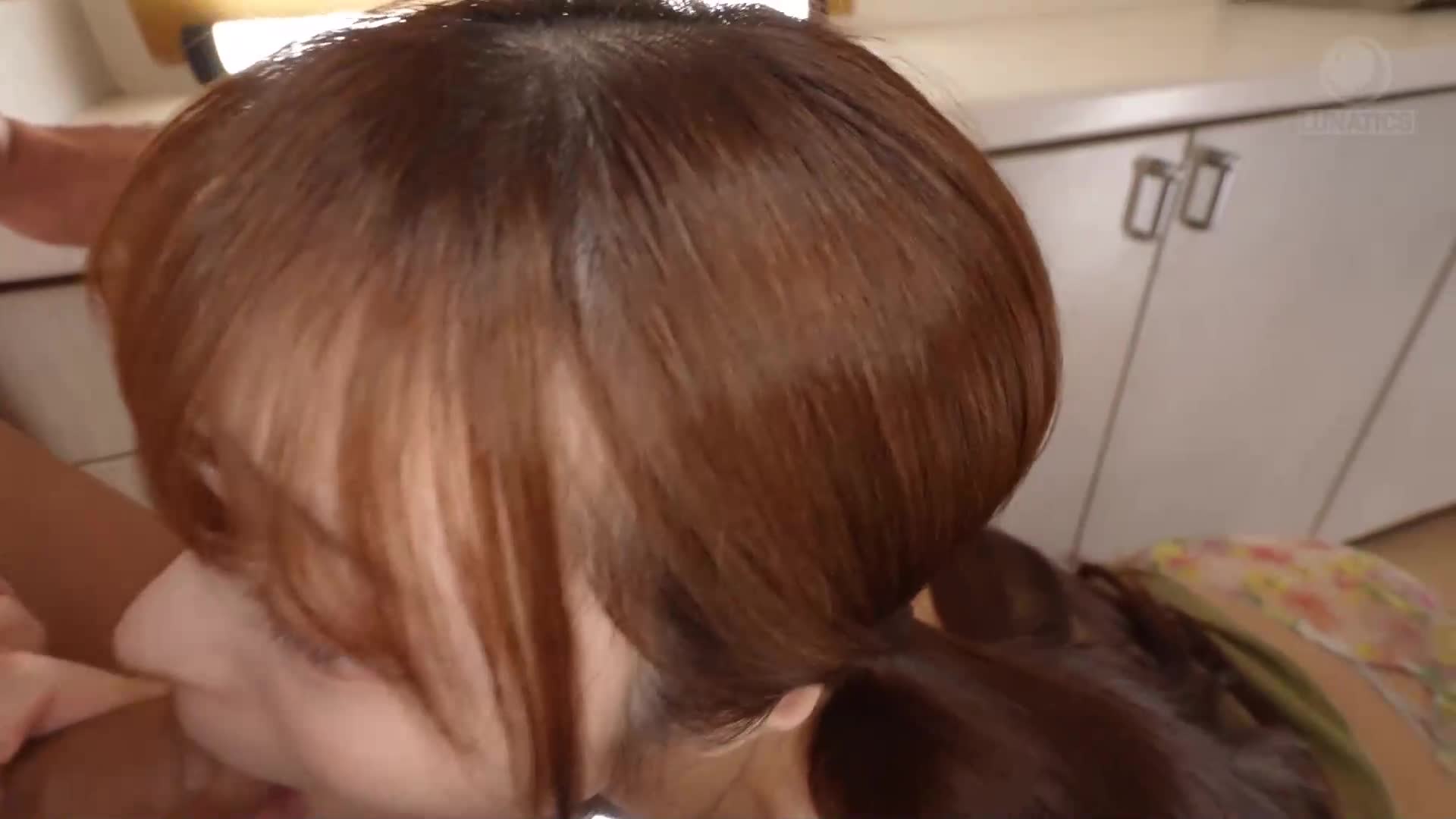 [AI解碼版]興奮時濕潤的欲求不滿大屁股嬸嬸的害羞淫蕩姿態，無法忍受無辜的不勝任年輕人反覆射出淡水交配。天馬唯 - AV大平台 - 中文字幕，成人影片，AV，國產，線上看