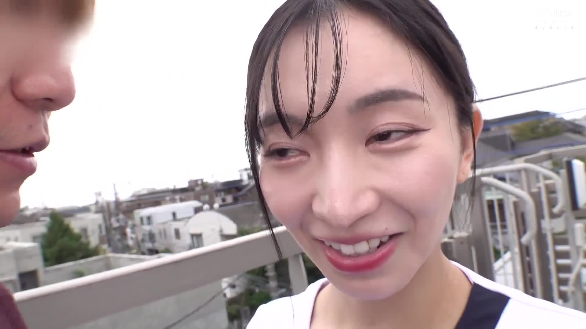 口罩美女感十足的牙醫衛生員們ww在藍天下，能否奪走處男君的初吻！？脫下口罩露出美臉，盯着你超濃密地親吻，奪走第一個吻，讓處男君感覺超興奮！忘記工作，與處男君熱吻，同時進行原始激情生活！ - AV大平台 - 中文字幕，成人影片，AV，國產，線上看