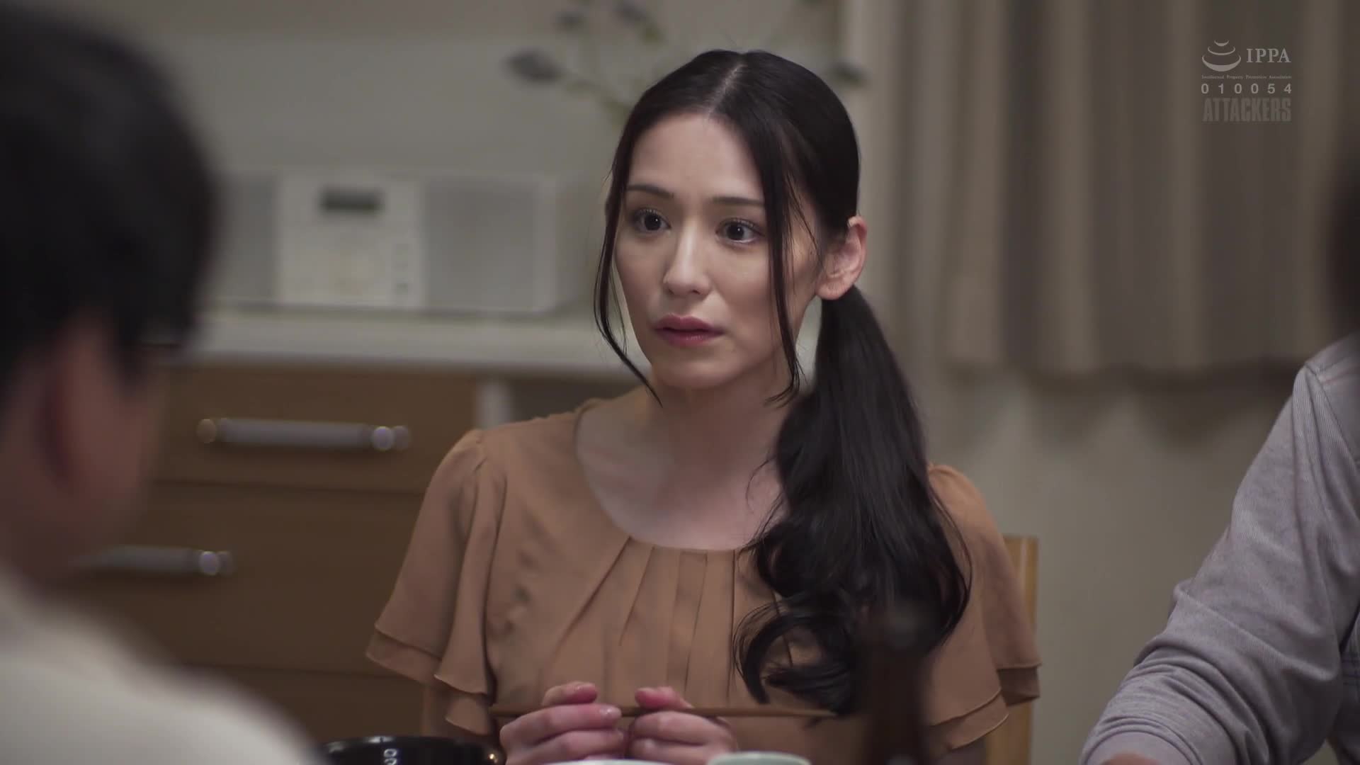 父親覺得我怎麼樣？廣瀨百合 - AV大平台 - 中文字幕，成人影片，AV，國產，線上看