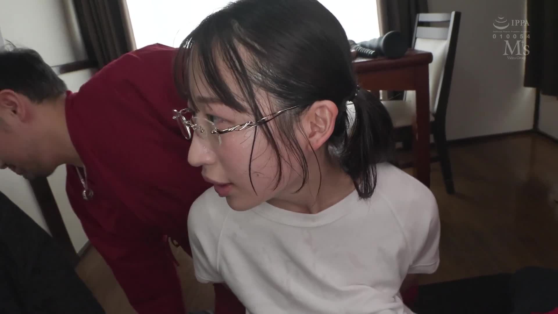 偏差值78的智慧型痛慾者 制服才女喉深調教 白鳥怜 - AV大平台 - 中文字幕，成人影片，AV，國產，線上看