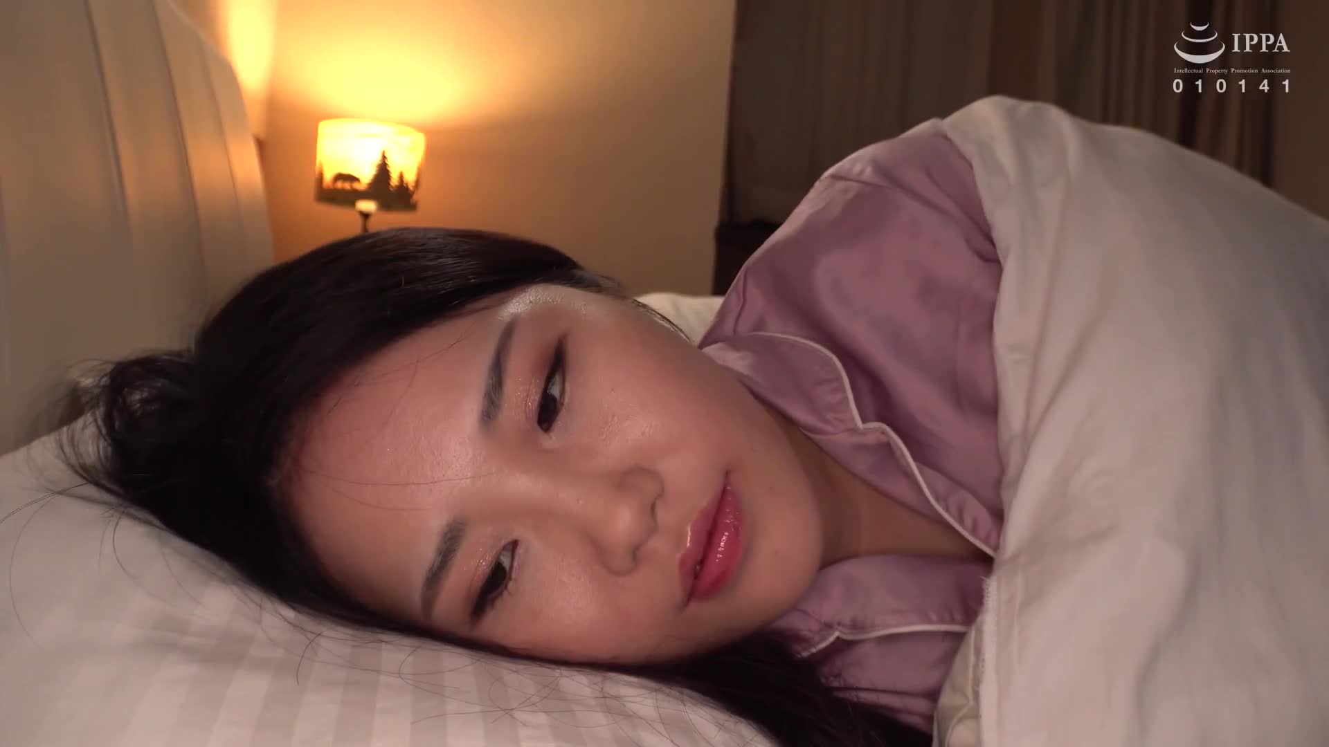 喔，請公公停下（汗）我正在洗澡時，隨便進來泡澡是不可以的...！水本千夏 - AV大平台 - 中文字幕，成人影片，AV，國產，線上看