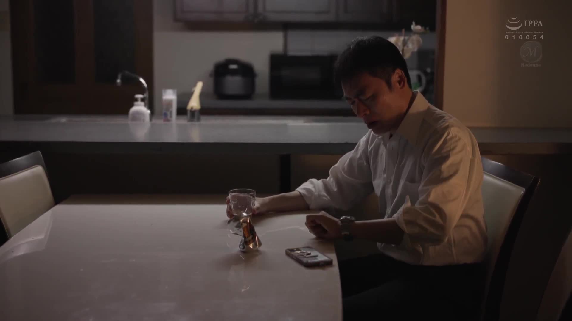 16年以來一直以為丈夫是鮪魚...到處瘋狂高潮直到昏倒失去意識事件。 一色桃子 - AV大平台 - 中文字幕，成人影片，AV，國產，線上看