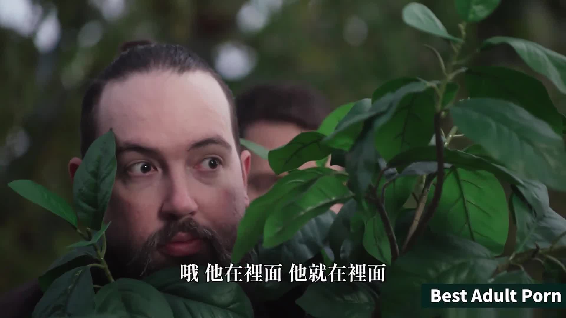 被媽媽的熟女朋友吃乾抹淨 - AV大平台 - 中文字幕，成人影片，AV，國產，線上看