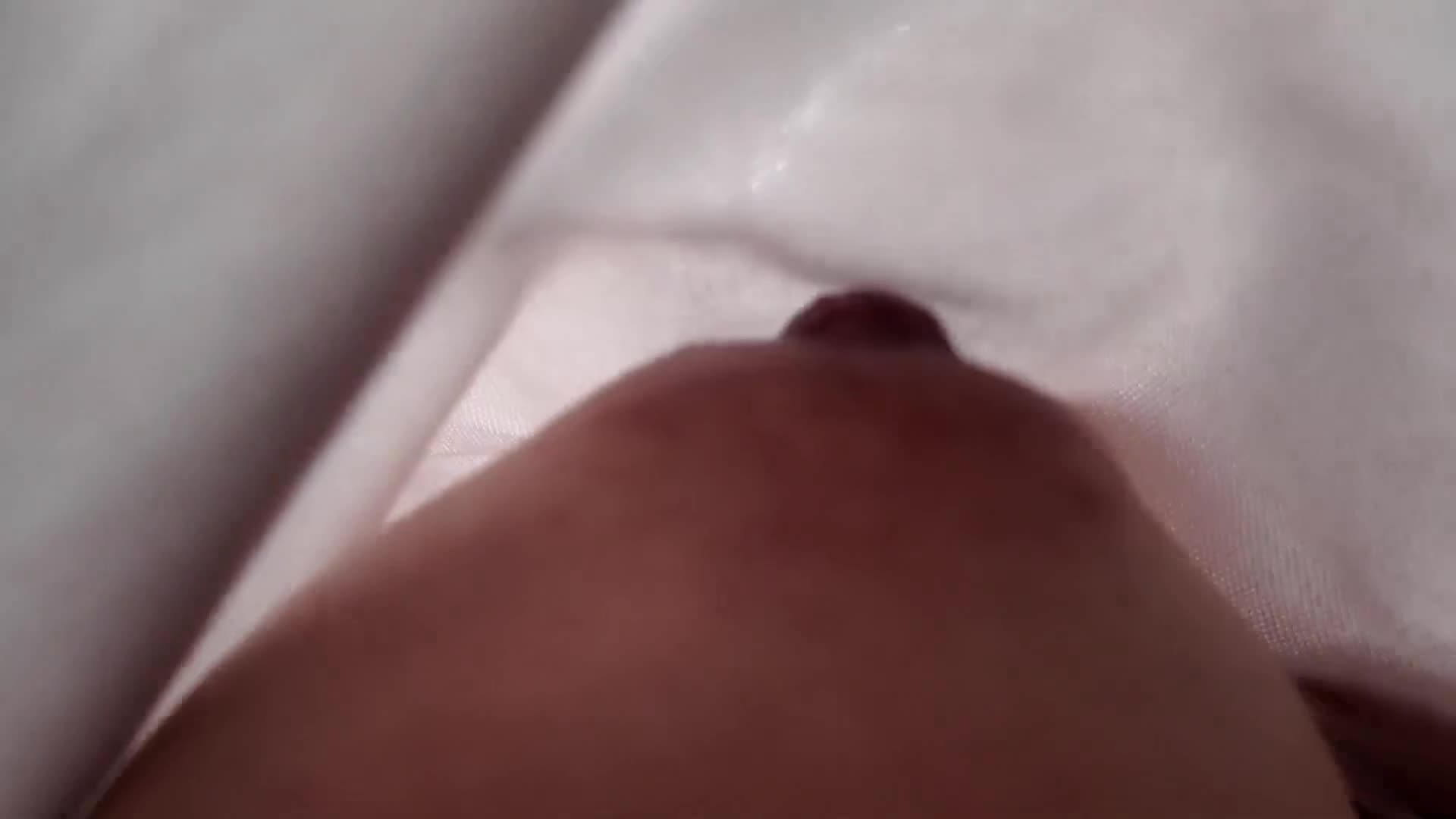 完全穿著内衣角度！使用靈活移動的光纖鏡頭刺激敏感乳頭，即使害羞也會感到興奮的貧乳美少女2 白皙美乳頭的海軍制服少女 白姬佳奈 - AV大平台 - 中文字幕，成人影片，AV，國產，線上看