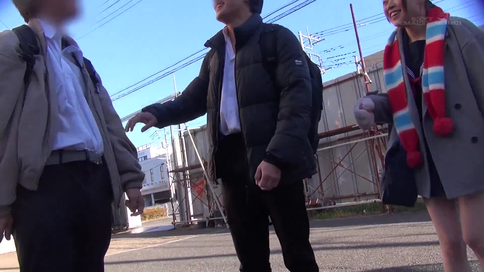 魔法鏡號：十代學生男女挑戰身體和性相性！青春二人三足！稍微成熟的象形文字挑戰！全部成功就有最新手機當獎品！距離拉近得太近將引爆年輕的性慾！？絕不能發生的朋友之間的禁忌性行為！？ - AV大平台 - 中文字幕，成人影片，AV，國產，線上看