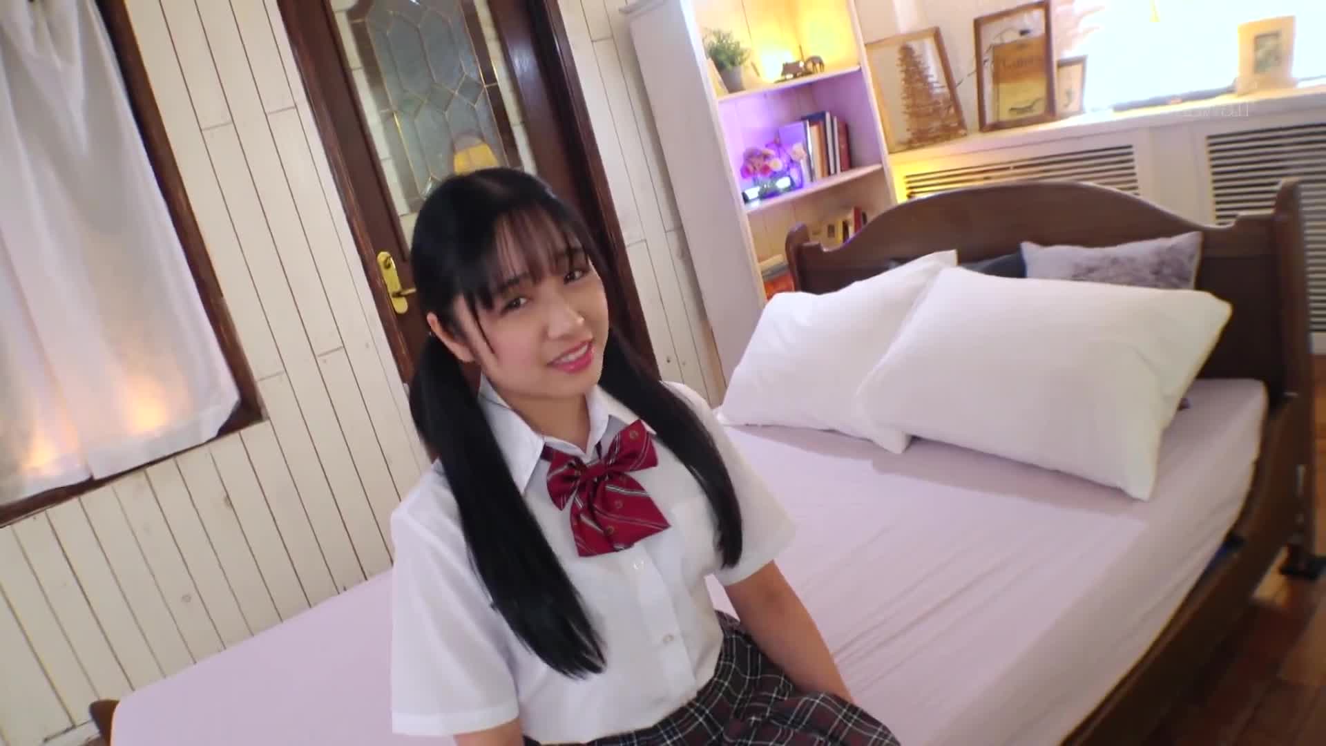 別看她個子嬌小，她什麼都能搬！這位在TikTok和直播中頻頻露面的超人氣網紅售貨員，性慾旺盛，每天都濕潤不堪，最終秘密出道成為AV女優：白月里美 - AV大平台 - 中文字幕，成人影片，AV，國產，線上看