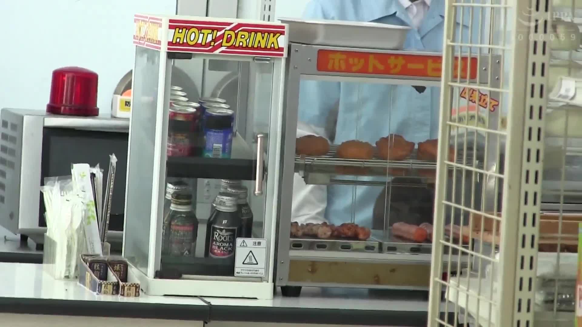 長身妻的【痴●便利店＆灑滿】內部隨時隨地都可以觸摸・無厭煩的女人們 京子＆小春 - AV大平台 - 中文字幕，成人影片，AV，國產，線上看