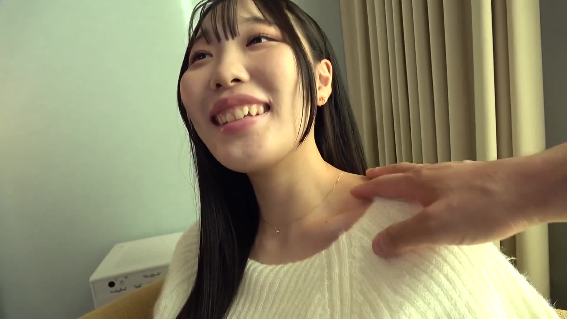 被揉搓的H罩杯！在性愛中用它的特長必定提供乳交服務！當興奮時，內褲濕透透，讓肛門抽搐！【初次拍攝】在網上投稿AV... - AV大平台 - 中文字幕，成人影片，AV，國產，線上看